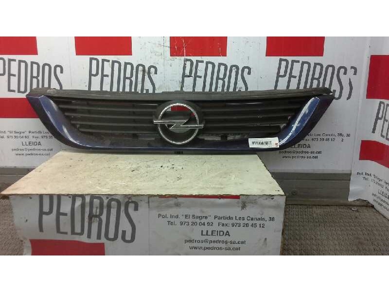 Recambio de rejilla delantera para opel vectra b berlina centenial referencia OEM IAM   