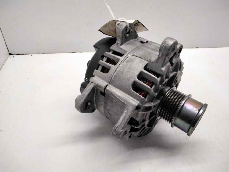 Recambio de alternador para volkswagen golf v variant (1k5) 1.4 16v tsi referencia OEM IAM 04C903023K TG14C071 14V 140A