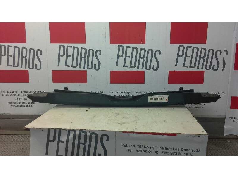 Recambio de rejilla delantera para ford mondeo berlina/familiar (fd) 1.8 16v cat referencia OEM IAM   