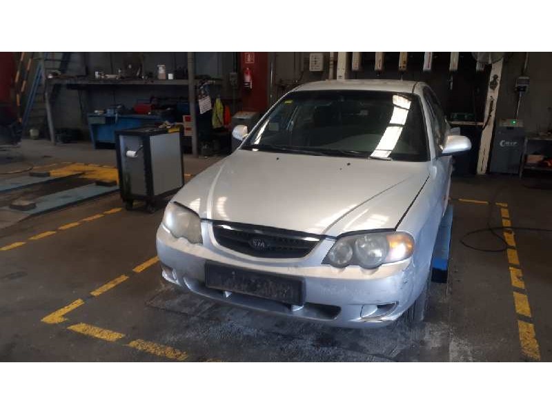 kia shuma ii del año 2001