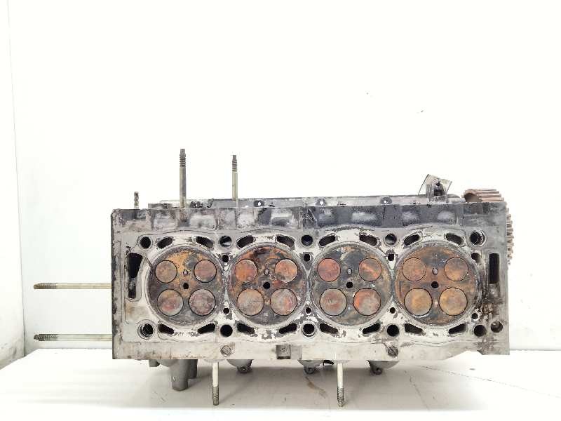 Recambio de culata para peugeot 407 st confort referencia OEM IAM N06214D  