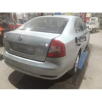 skoda octavia berlina (1z3) del año 2010