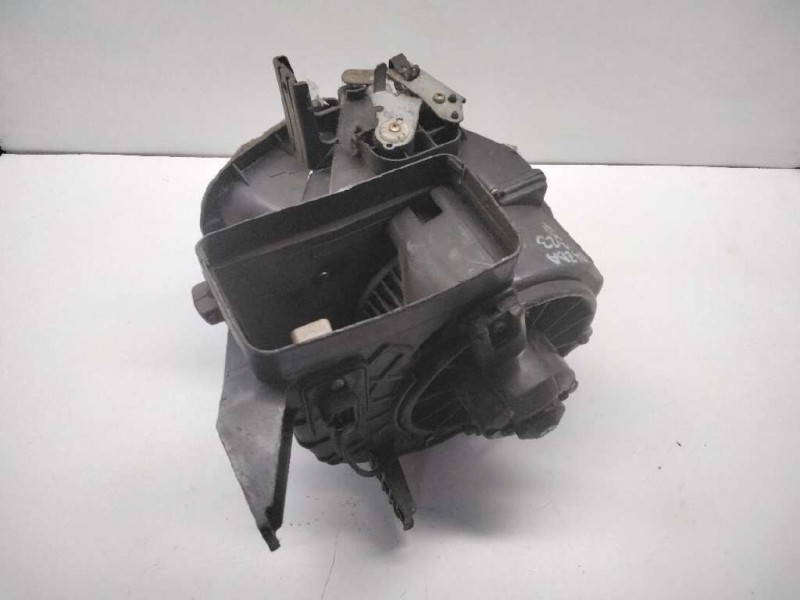 Recambio de motor calefaccion para mazda 323 berlina (bd1) referencia OEM IAM 1162008001  