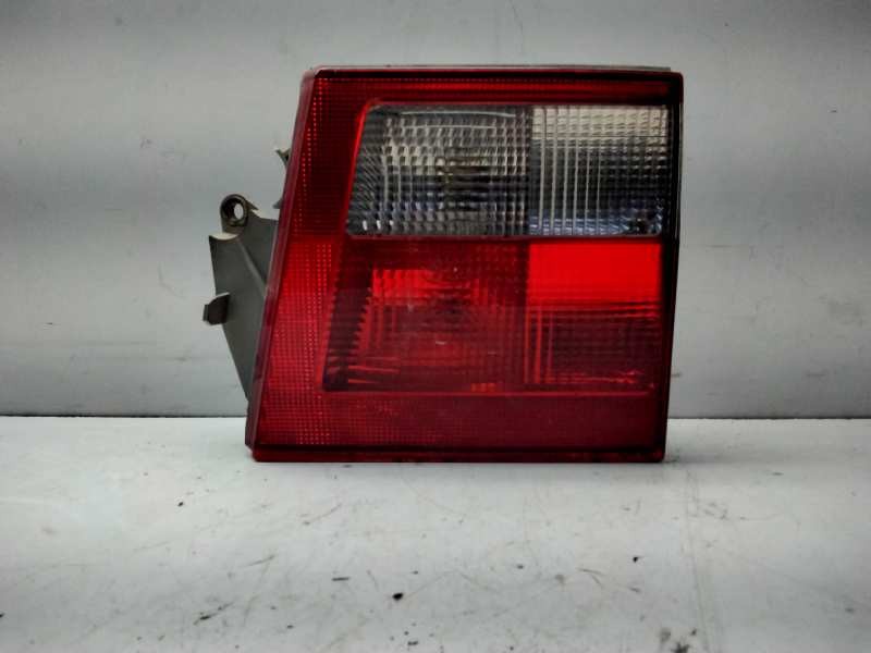 Recambio de piloto trasero derecho porton para saab 9-5 familiar 2.0 t vector referencia OEM IAM 5142286  