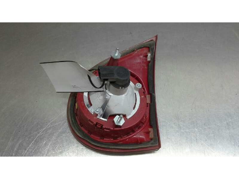 Recambio de piloto trasero izquierdo porton para volkswagen golf v berlina (1k1) gti referencia OEM IAM   