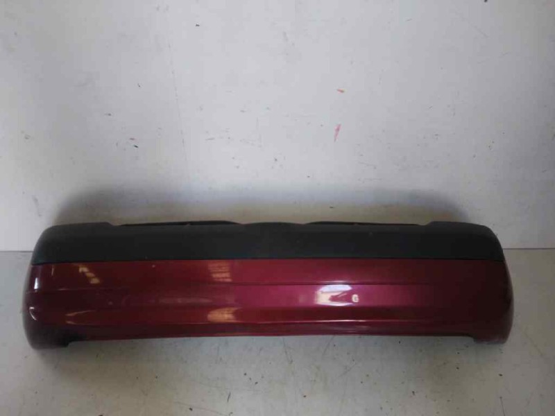 Recambio de paragolpes trasero para renault clio ii fase ii (b/cb0) authentique confort referencia OEM IAM 8200158866  