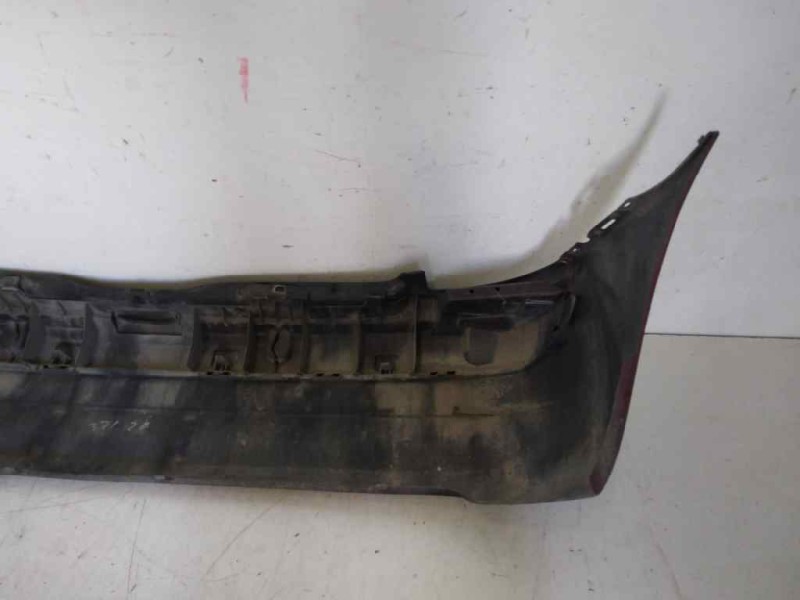 Recambio de paragolpes trasero para renault clio ii fase ii (b/cb0) authentique confort referencia OEM IAM 8200158866  
