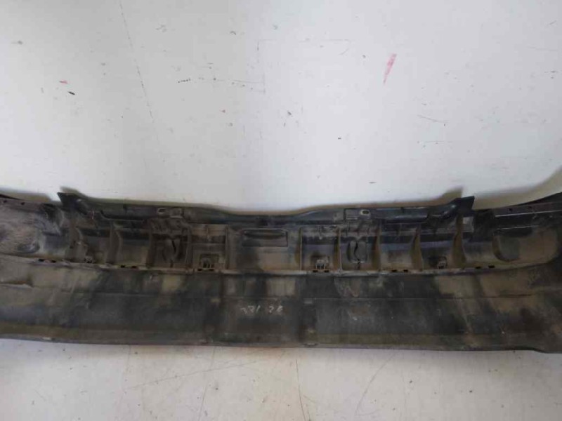 Recambio de paragolpes trasero para renault clio ii fase ii (b/cb0) authentique confort referencia OEM IAM 8200158866  