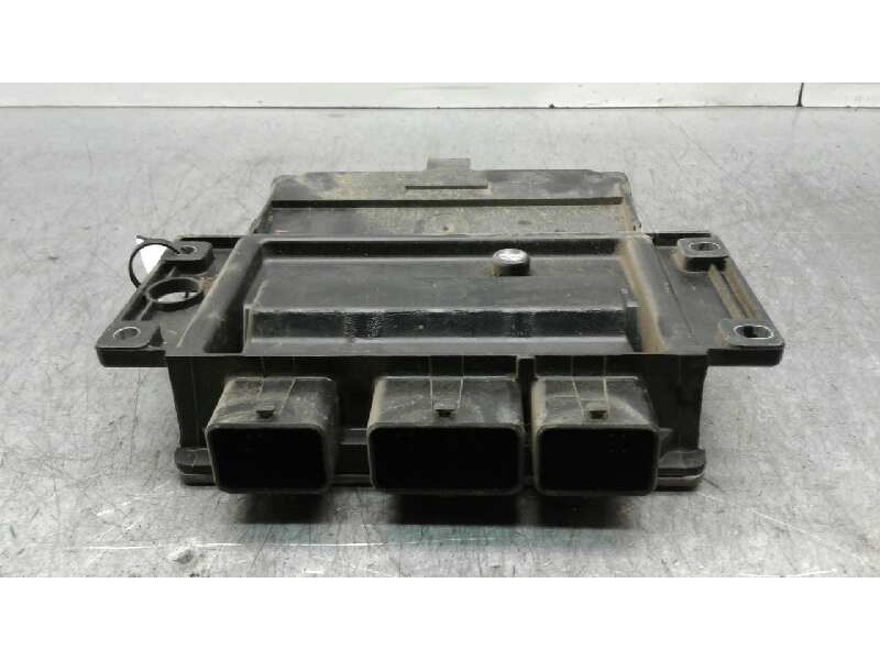 Recambio de centralita motor uce para renault scenic ii confort dynamique referencia OEM IAM 8200334419 241 