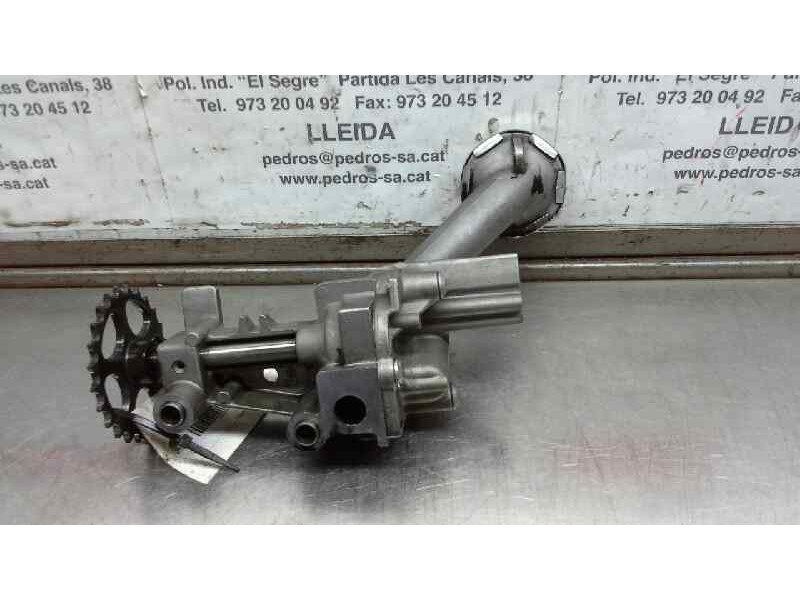 Recambio de bomba aceite para renault megane i classic (la0) 1.9 diesel referencia OEM IAM 7700600252  