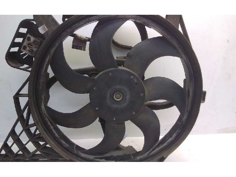 Recambio de electroventilador para nissan primera berlina (p12) acenta referencia OEM IAM 820034040  
