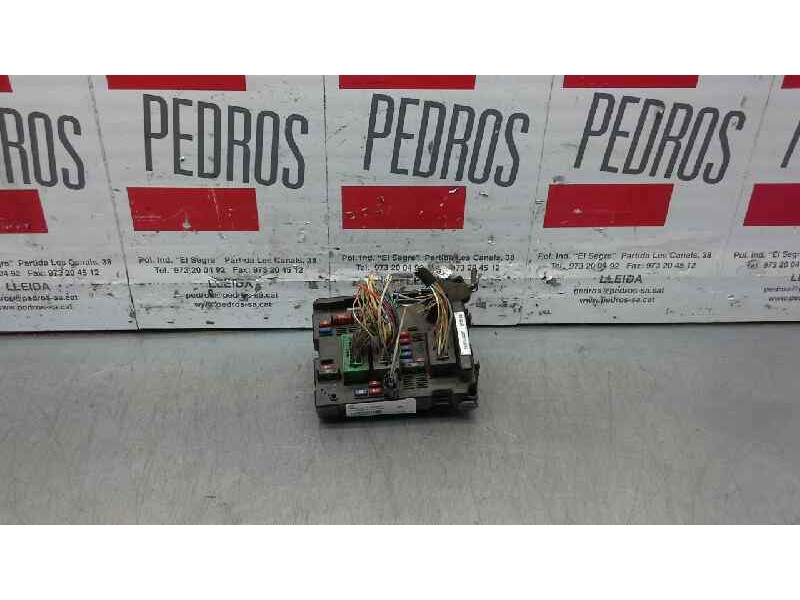 Recambio de caja fusibles para peugeot 206 berlina gti referencia OEM IAM 9650664080  