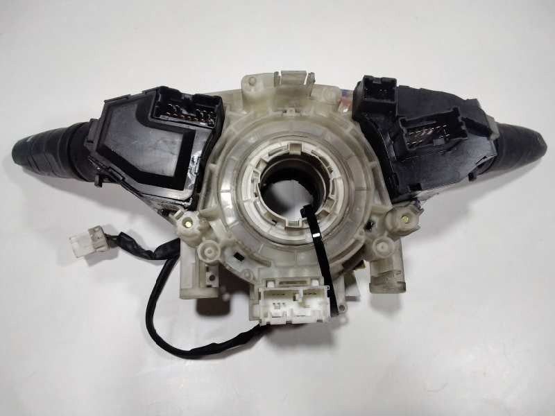 Recambio de anillo airbag para nissan almera (n16/e) visia referencia OEM IAM 25560BN860  