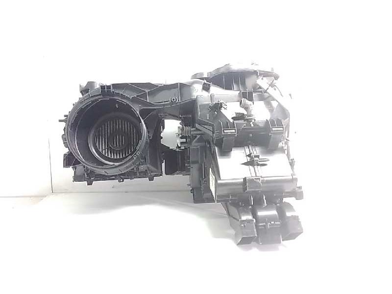 Recambio de calefaccion entera normal para volkswagen golf vii sportsvan advance bluemotion tech referencia OEM IAM 5Q1820005AN 