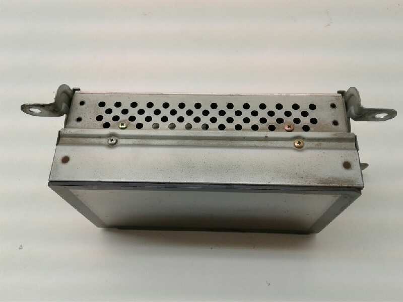 Recambio de pantalla multifuncion para nissan primera berlina (p12) referencia OEM IAM 28090AV620 20715007H 