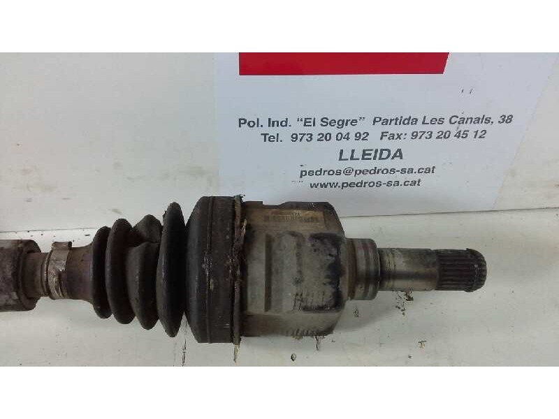 Recambio de transmision delantera izquierda para chrysler voyager (gs) 2.5 turbodiesel referencia OEM IAM P04808971  