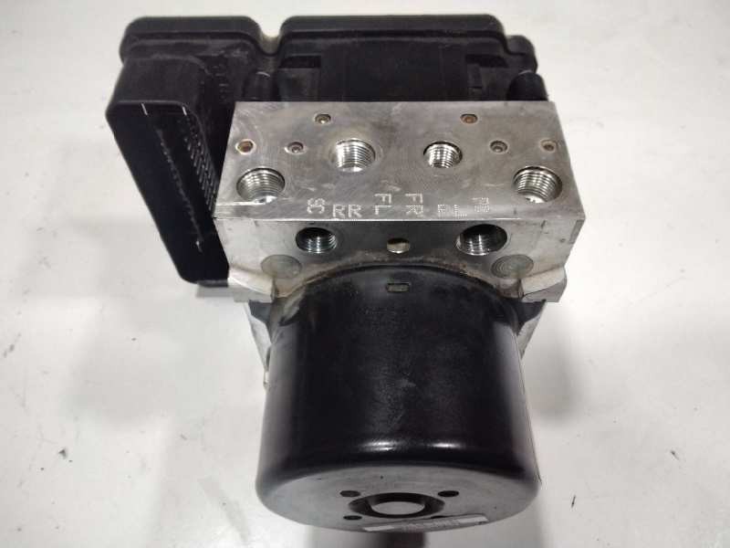 Recambio de abs para volvo xc60 momentum awd referencia OEM IAM P30681619  