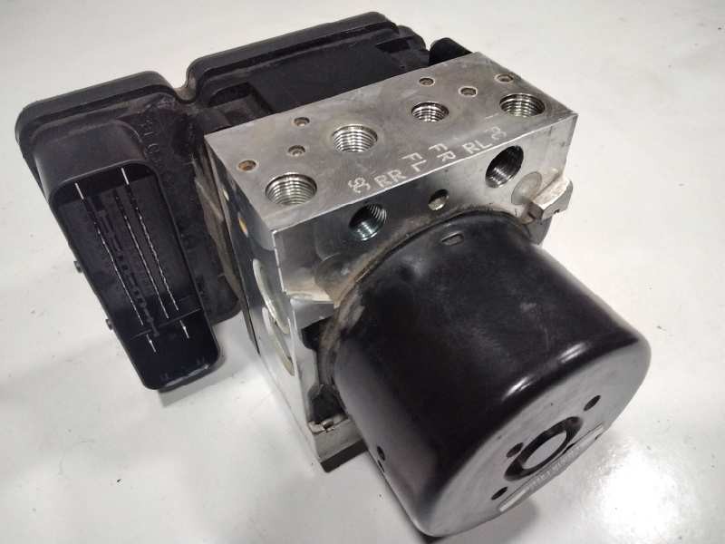 Recambio de abs para volvo xc60 momentum awd referencia OEM IAM P30681619  