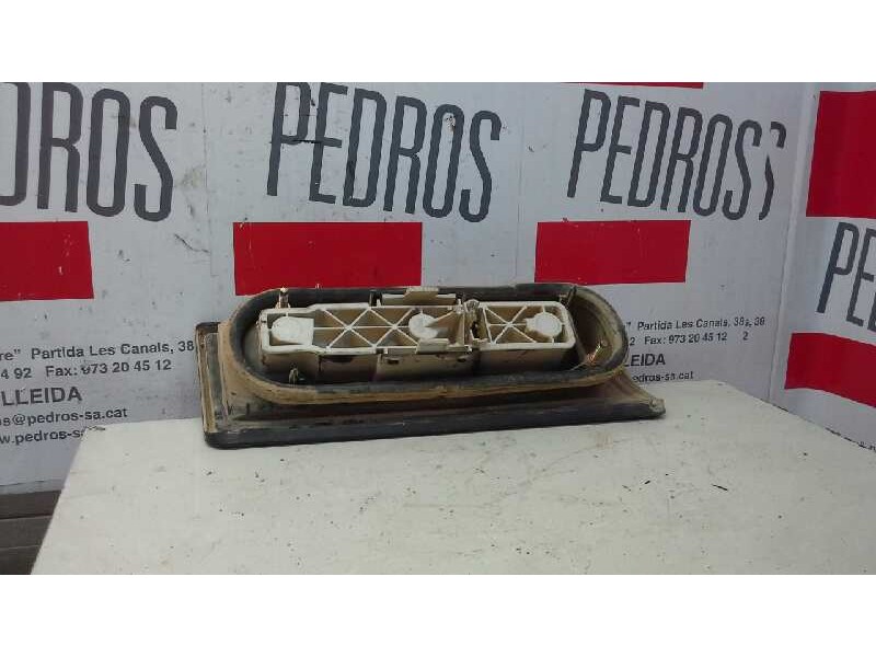 Recambio de piloto delantero derecho para renault rapid/express (f40) referencia OEM IAM   