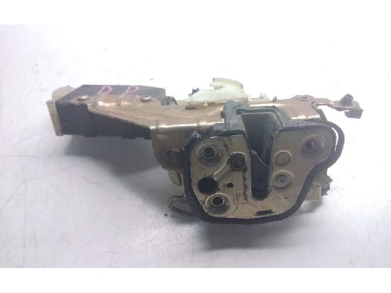 Recambio de cerradura puerta delantera derecha para opel corsa b 1.0 12v cat (x 10 xe / lw3) referencia OEM IAM 90493702  