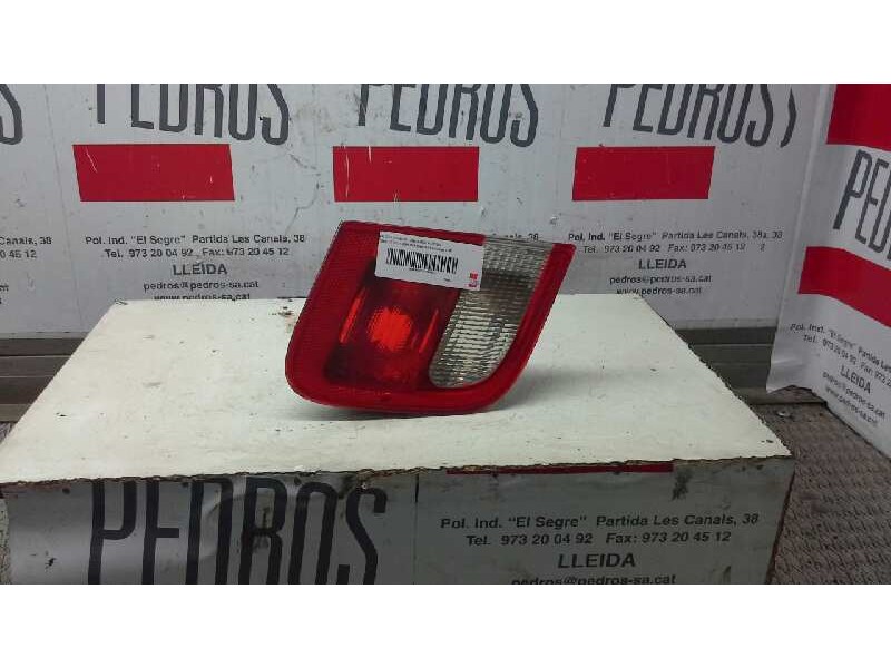 Recambio de piloto trasero izquierdo porton para bmw serie 3 berlina (e46) 320d referencia OEM IAM   