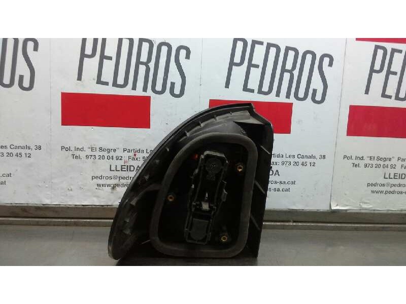 Recambio de piloto trasero derecho para renault laguna (b56) referencia OEM IAM   41272