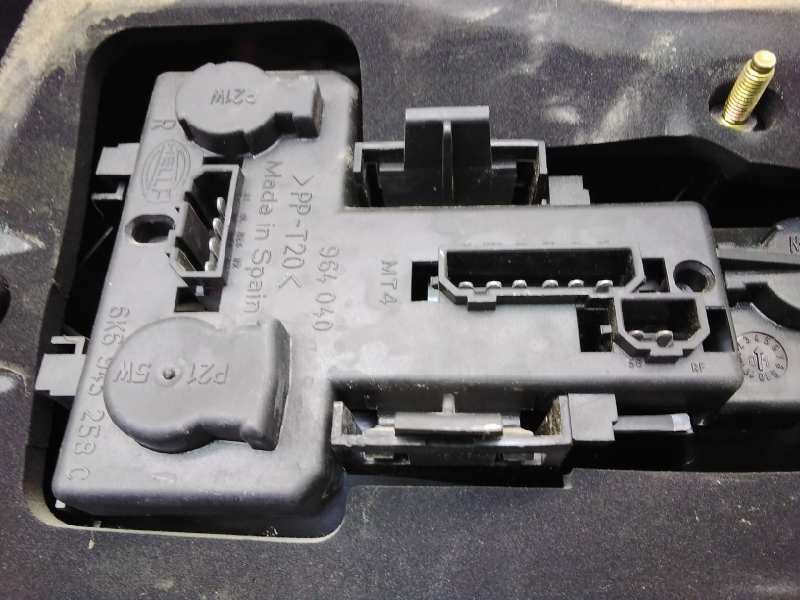 Recambio de piloto trasero derecho para seat ibiza (6k1) select referencia OEM IAM 6K6945258C  