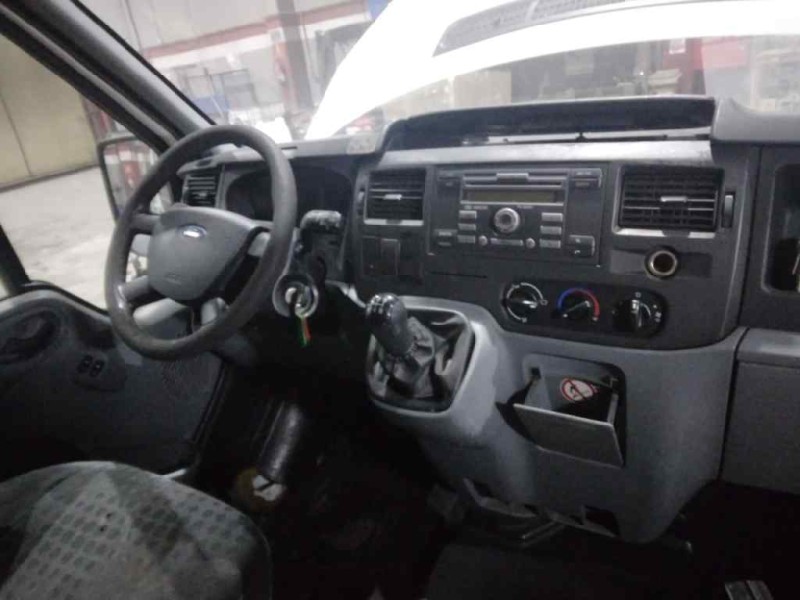 ford transit caja abierta ´06 del año 2009