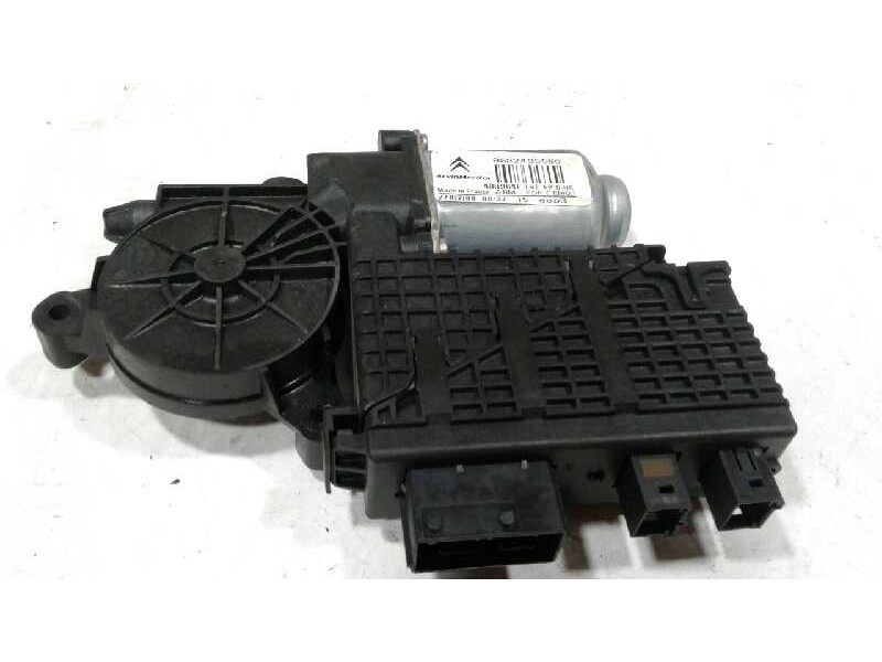 Recambio de motor elevalunas delantero derecho para citroen c4 grand picasso sx referencia OEM IAM 9682495580  