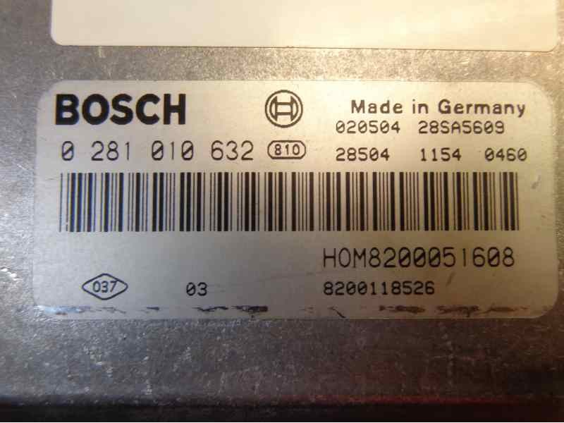 Recambio de centralita motor uce para renault trafic caja cerrada (ab 4.01) 1.9 diesel referencia OEM IAM 8200118526 BOSCH 