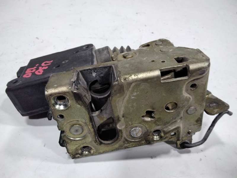 Recambio de cerradura puerta delantera derecha para citroen zx 1.9 d avantage referencia OEM IAM 96056001  