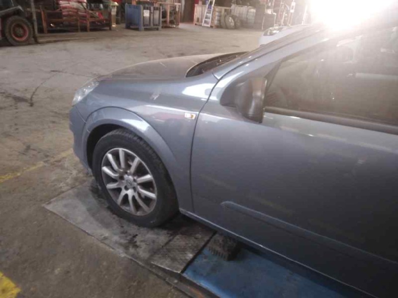 opel astra h berlina del año 2007