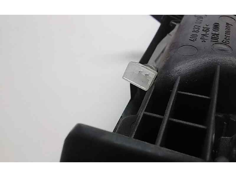 Recambio de maneta interior delantera derecha para audi a6 berlina (4f2) 3.2 fsi quattro referencia OEM IAM 4F0837020  