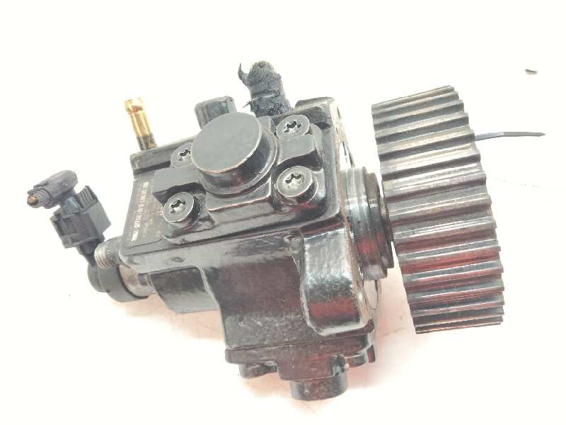 Recambio de bomba inyeccion para opel vectra c caravan elegance referencia OEM IAM 0055206679  