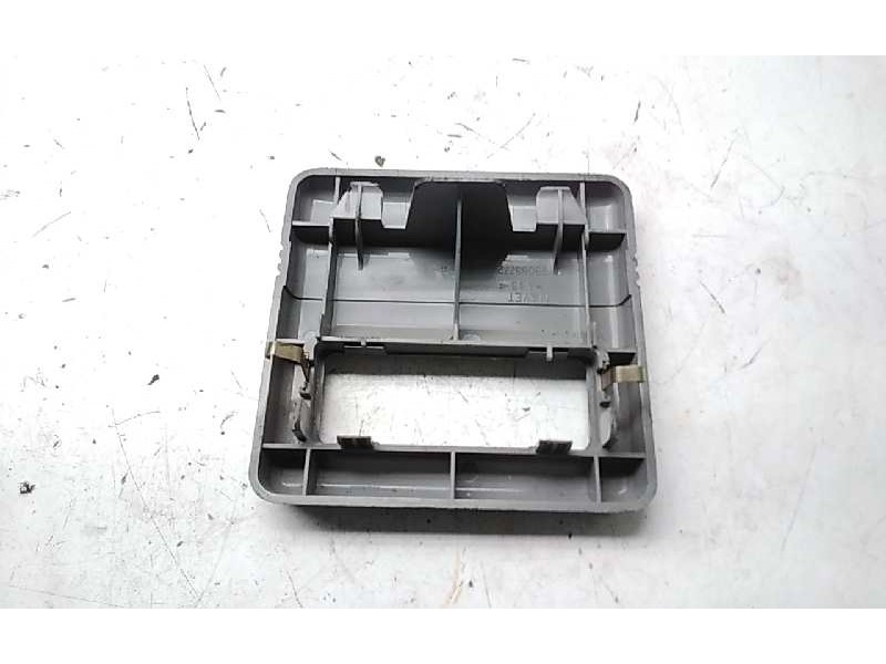 Recambio de luz interior para citroen saxo 1.5 d sx referencia OEM IAM   