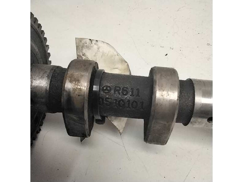 Recambio de arbol de levas para mercedes vito (w638) caja cerrada 2.2 16v cdi turbodiesel cat referencia OEM IAM R6110510101  