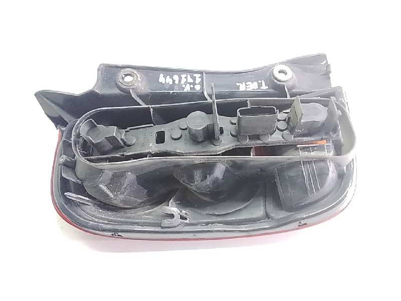 Recambio de piloto trasero derecho para nissan micra (k12e) acenta referencia OEM IAM   