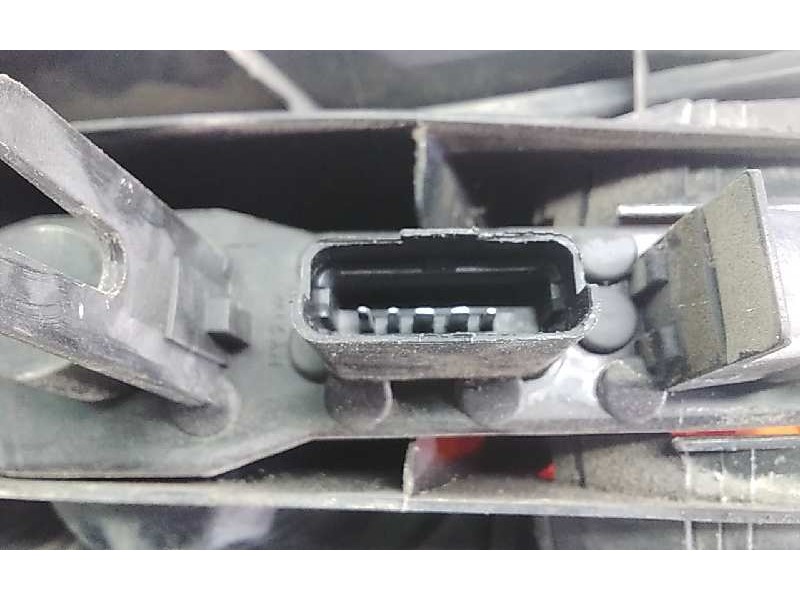 Recambio de piloto trasero derecho para nissan micra (k12e) acenta referencia OEM IAM   