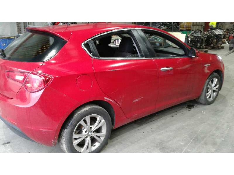 alfa romeo giulietta (191) del año 2013