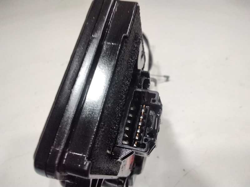 Recambio de cerradura puerta delantera derecha para mazda 6 berlina (gg) 2.0 crtd 120 active (5-ptas.) referencia OEM IAM A92SPL