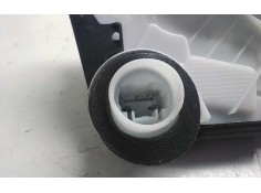 Recambio de cerradura puerta delantera derecha para toyota yaris hybrid feel referencia OEM IAM 690300D540   2