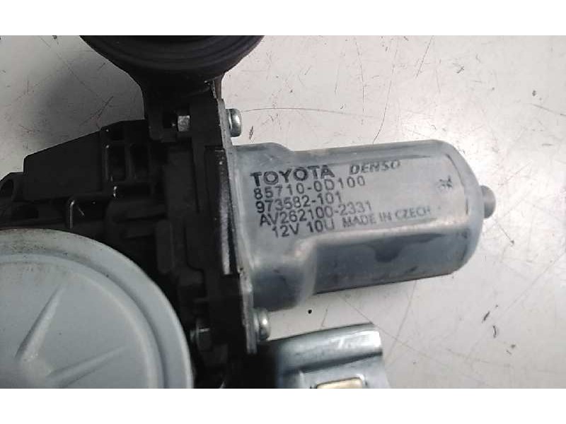 Recambio de elevalunas delantero derecho para toyota yaris hybrid feel referencia OEM IAM 857100D100  
