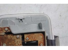 Recambio de luz interior para toyota yaris hybrid feel referencia OEM IAM 812600D070   2