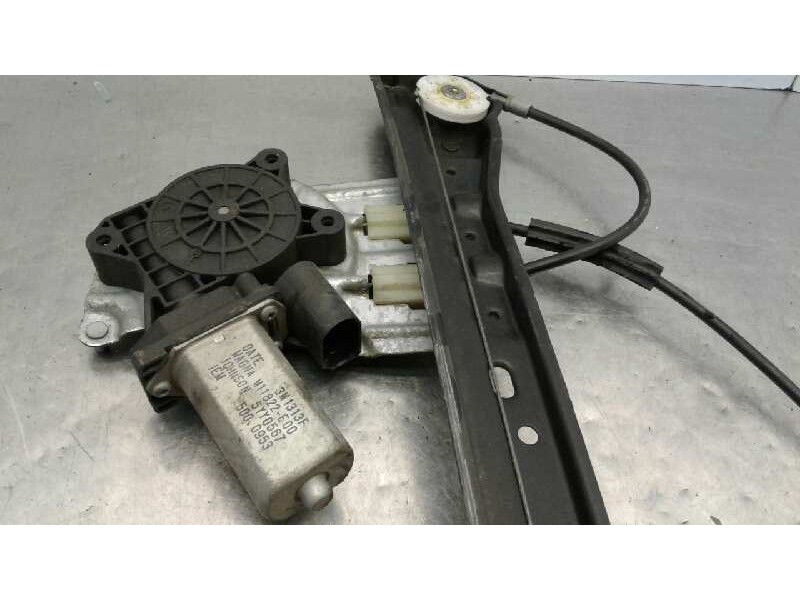 Recambio de elevalunas delantero derecho para mini countryman (r60) one d referencia OEM IAM 5000953  