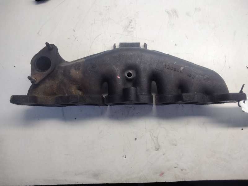 Recambio de colector escape para peugeot expert kombi 2.0 hdi referencia OEM IAM 9681570480  