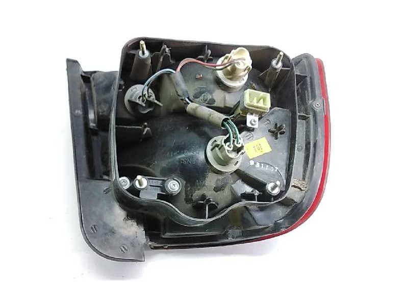 Recambio de piloto trasero derecho para hyundai lantra (j1) referencia OEM IAM   42785