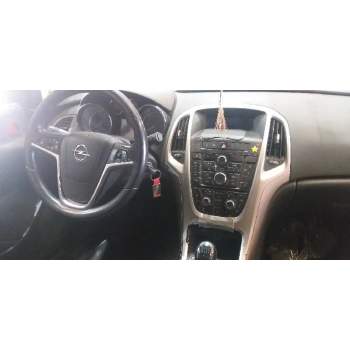 opel astra j lim. del año 2013