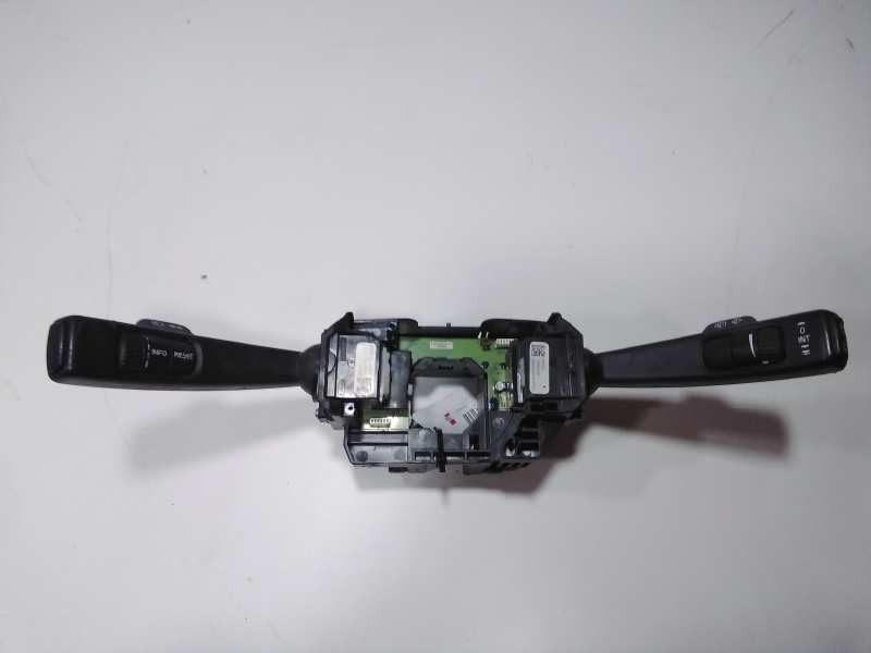 Recambio de mando limpia para volvo xc60 kinetic awd referencia OEM IAM   