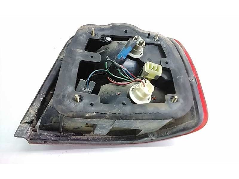 Recambio de piloto trasero izquierdo para hyundai lantra (j1) referencia OEM IAM   42786