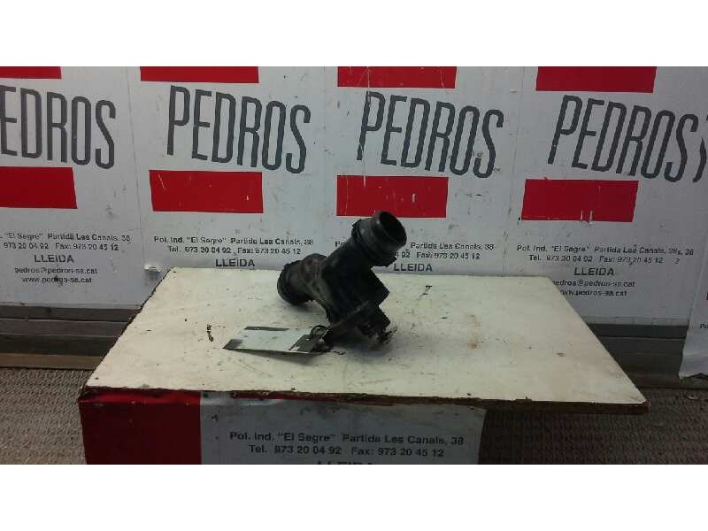 Recambio de caja termostato para bmw serie 3 berlina (e46) 2.0 16v diesel cat referencia OEM IAM 2247020  